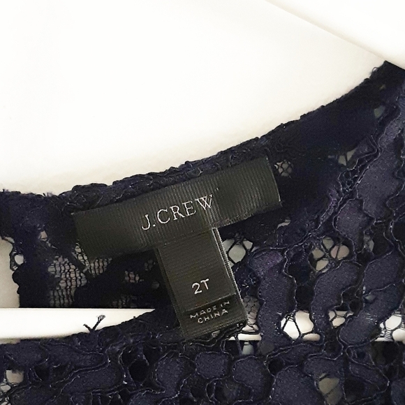 𝅺J.CREW Lace Tall Blouse with Built-in Cami Tank Navy Blue Size 2T - Picture 5 of 9